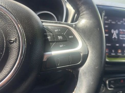 Used 2018 Jeep Compass Limited w/ Navigation Group FWD image 25