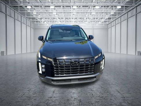 Used 2023 Hyundai Palisade SEL w/ Premium Package AWD/4WD image 2