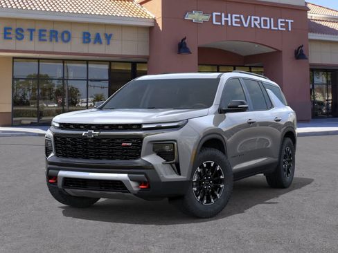 New 2026 Chevrolet Traverse Z71 w/ Enhanced Driving Package image 6