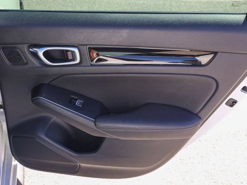 Used 2024 Honda Civic Sport Touring image 19