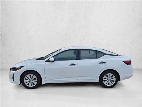 Used 2025 Nissan Sentra S FWD image 8