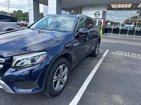 Used 2019 Mercedes-Benz GLC 300 4MATIC image 5