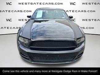 Used 2013 Ford Mustang Premium video 2