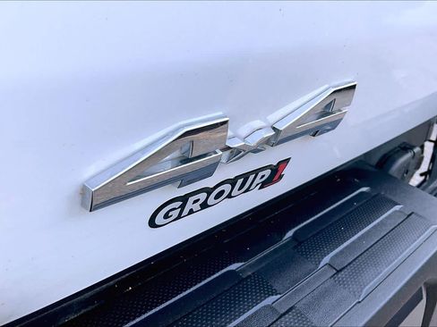 Certified 2025 Toyota Tacoma SR AWD/4WD image 10