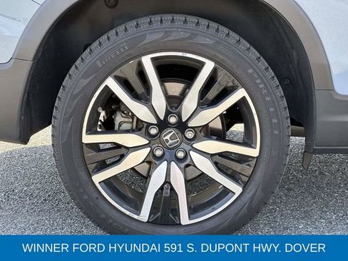 Used 2022 Honda Pilot Touring image 9