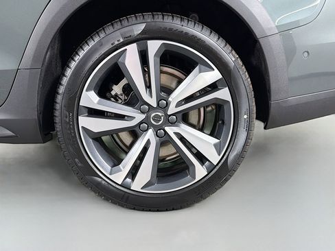 New 2026 Volvo V60 B5 Cross Country Plus w/ Protection Package Premier AWD/4WD image 29