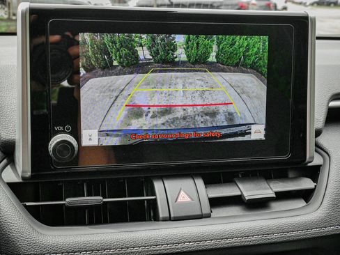 Used 2024 Toyota RAV4 LE image 24