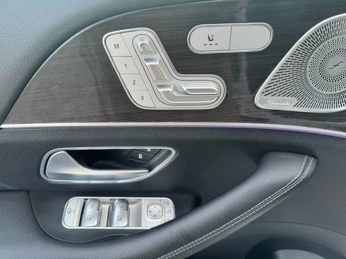 Used 2021 Mercedes-Benz GLE 350 4MATIC image 11