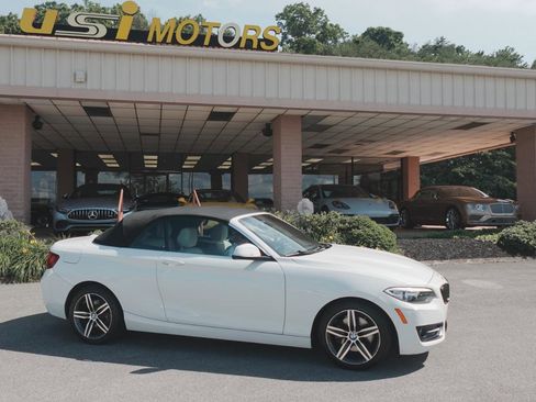 Used 2017 BMW 230i Convertible RWD image 21
