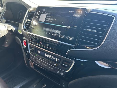 Used 2024 Honda Ridgeline Black Edition image 31