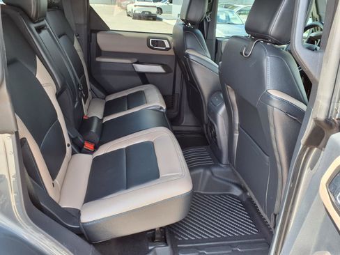Used 2022 Ford Bronco Wildtrak AWD/4WD image 16