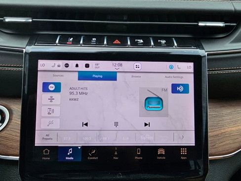 Used 2023 Jeep Grand Cherokee L Summit w/ Advanced Protech Group IV image 26