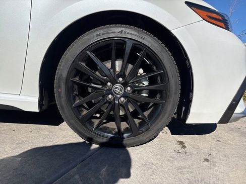 Used 2022 Toyota Camry XSE image 31