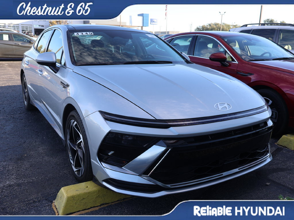 Certified 2024 Hyundai Sonata SEL w/ Convenience Package FWD image 2