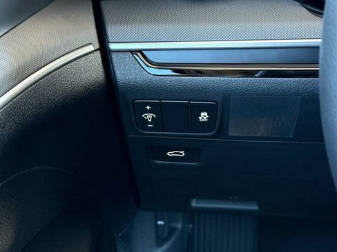 New 2026 Kia K5 LXS image 30