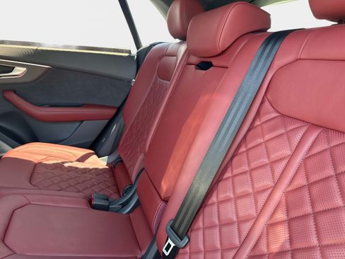 Certified 2026 Audi SQ8 Prestige AWD/4WD image 12