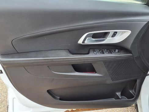 Used 2014 Chevrolet Equinox LS FWD image 12