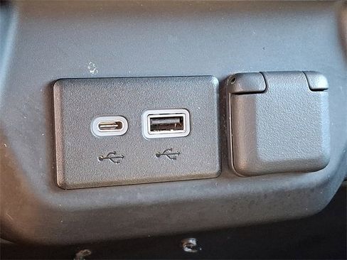 Used 2023 GMC Sierra 3500 Pro w/ Gooseneck/5TH Wheel Package image 25