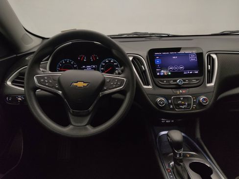 Used 2021 Chevrolet Malibu LS w/ Driver Confidence Package II FWD image 22