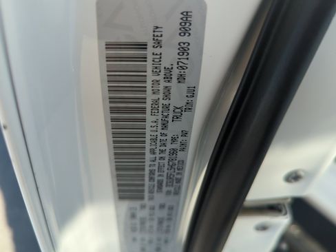 Used 2017 RAM 2500 Laramie w/ Off Road Package image 24