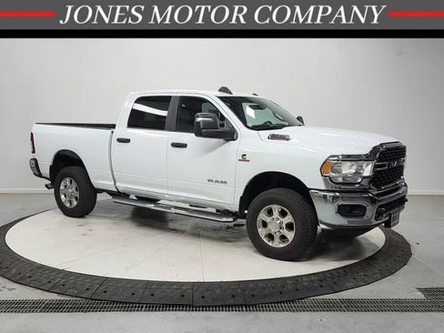 Used 2024 RAM 2500 Big Horn AWD/4WD image 1