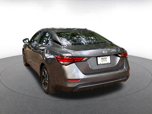 Used 2025 Nissan Sentra SV image 5