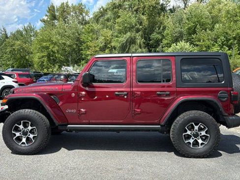 Used 2022 Jeep Wrangler Unlimited Rubicon w/ Dual Top Group AWD/4WD image 4