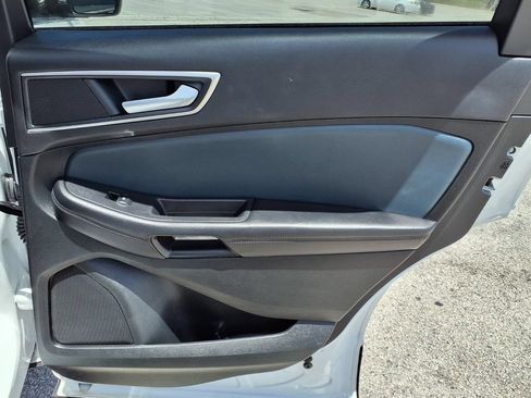 Used 2023 Ford Edge SEL w/ Sport Appearance Package AWD/4WD image 15