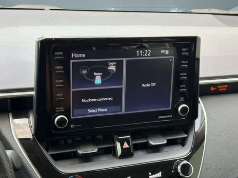 Used 2022 Toyota Corolla LE FWD image 20