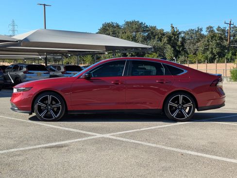 Used 2024 Honda Accord Sport image 7