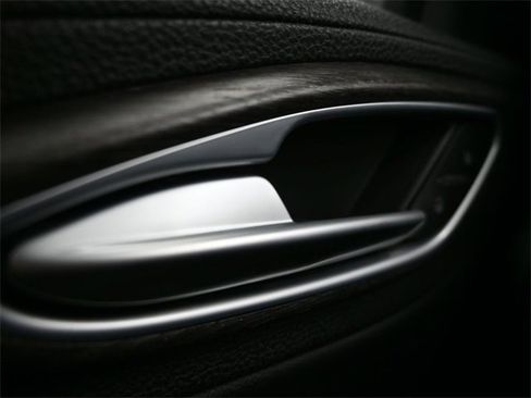 Used 2022 Alfa Romeo Giulia Ti image 31