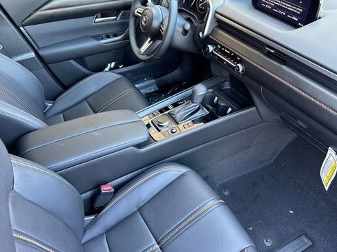 New 2025 MAZDA CX-50 AWD 2.5 Hybrid w/ Cargo Package image 18