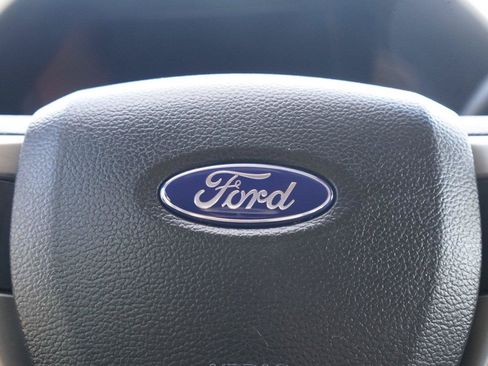 Certified 2022 Ford F250 Lariat w/ Lariat Ultimate Package AWD/4WD image 13