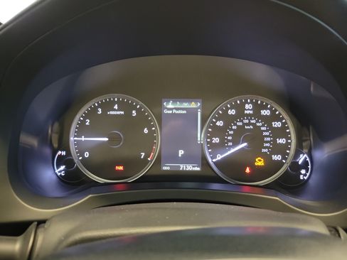 Used 2025 Lexus IS 350 F Sport RWD image 33