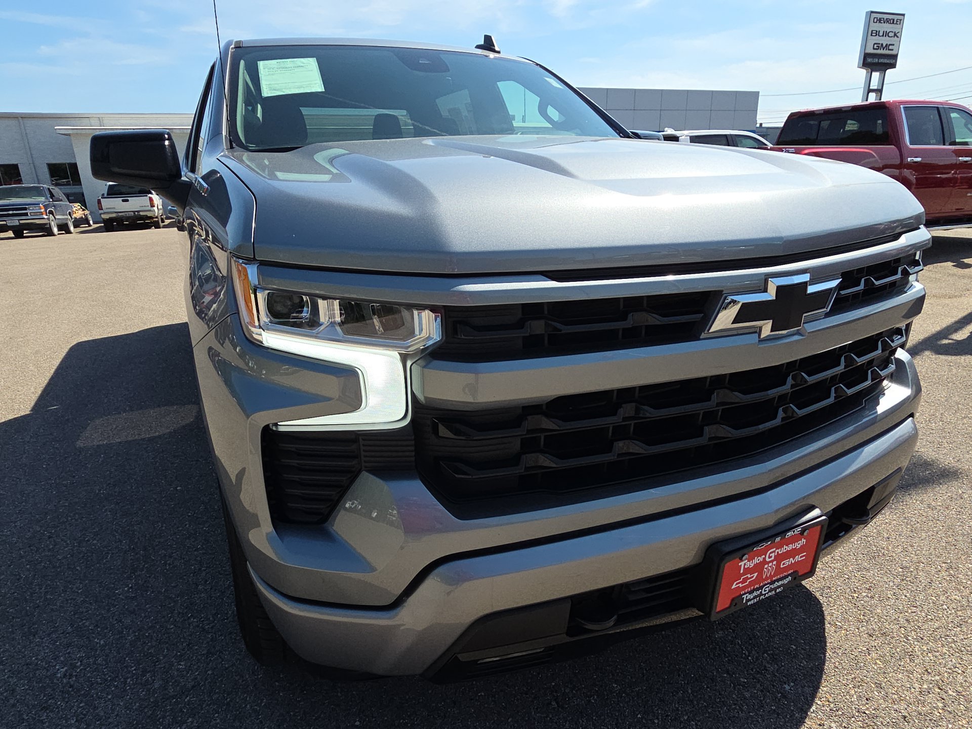 Used 2023 Chevrolet Silverado 1500 RST AWD/4WD image 12