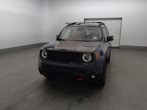 Used 2016 Jeep Renegade Trailhawk w/ Premium Trailhawk Package AWD/4WD image 15