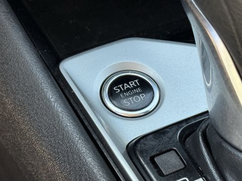 Used 2024 Nissan Altima 2.5 SV image 24