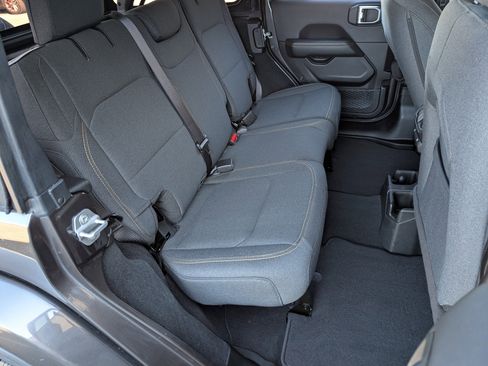 Used 2024 Jeep Wrangler Sahara w/ Safety Group image 18