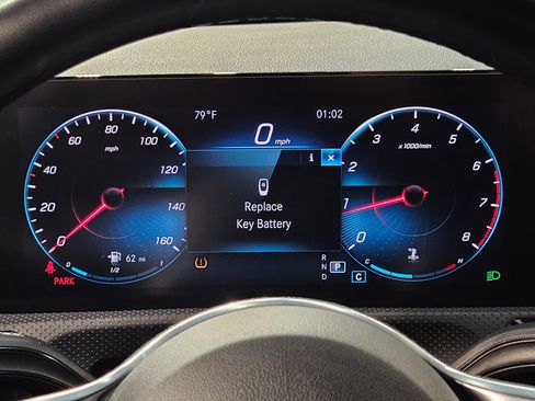 Used 2021 Mercedes-Benz CLA 250 4MATIC image 15