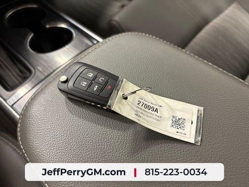 Used 2018 Chevrolet Impala LT FWD image 28