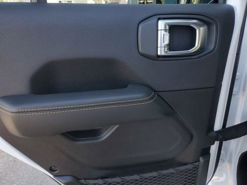 New 2026 Jeep Wrangler Unlimited Sahara image 15