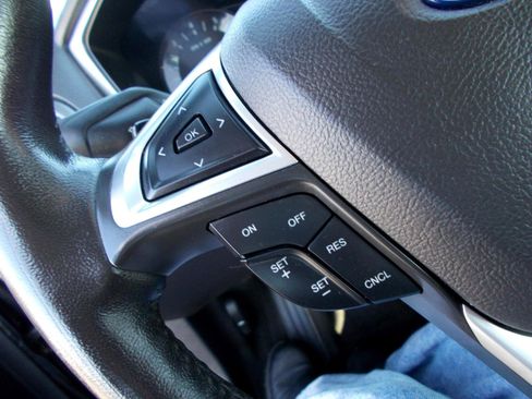 Used 2016 Ford Fusion SE w/ Equipment Group 201A image 22