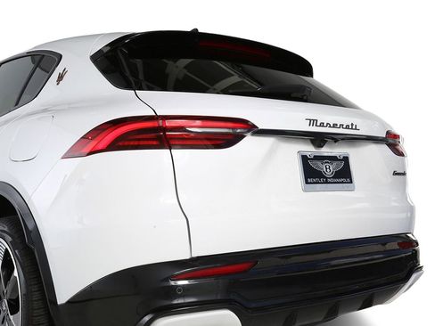 Used 2025 Maserati Grecale Folgore AWD/4WD image 9