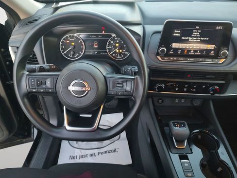 Used 2024 Nissan Rogue S AWD/4WD image 10