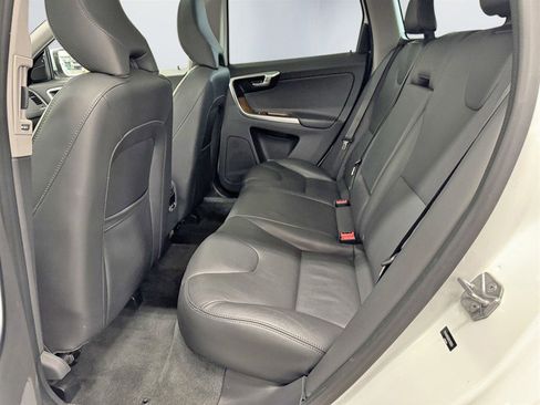 Used 2017 Volvo XC60 T5 Inscription w/ Preferred Option Package AWD/4WD image 22