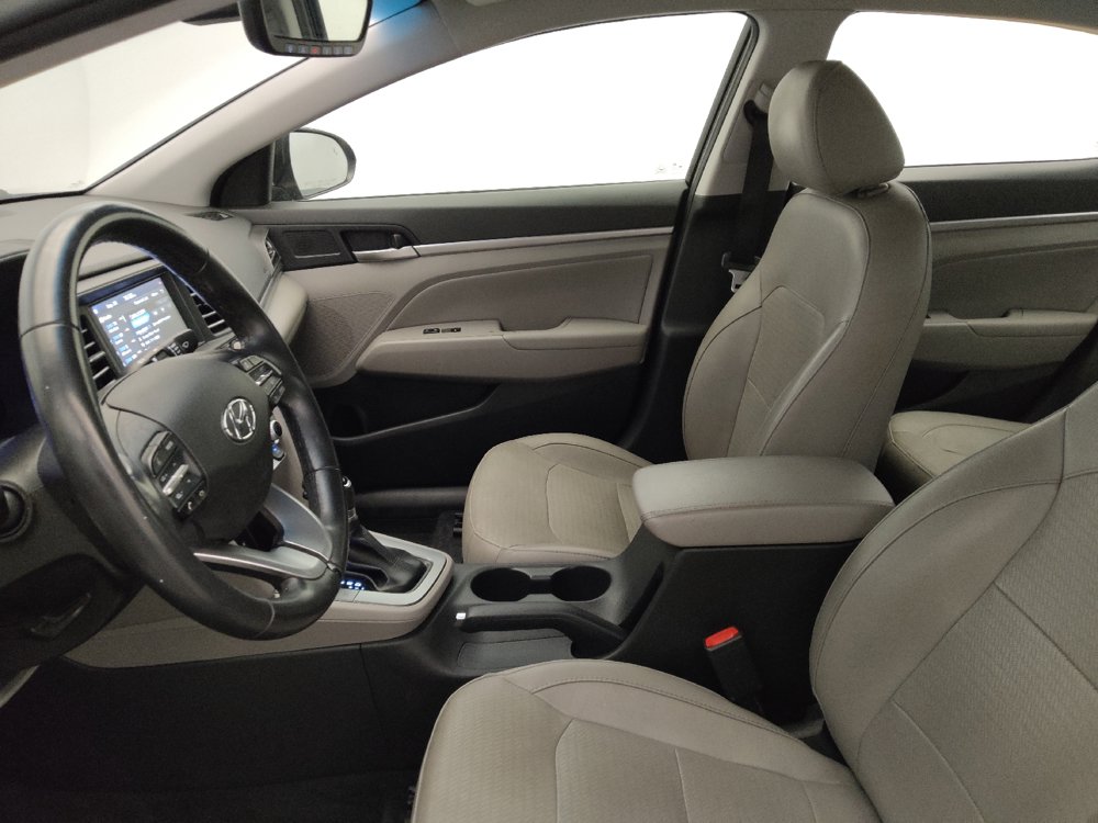 Used 2020 Hyundai Elantra Limited FWD image 17