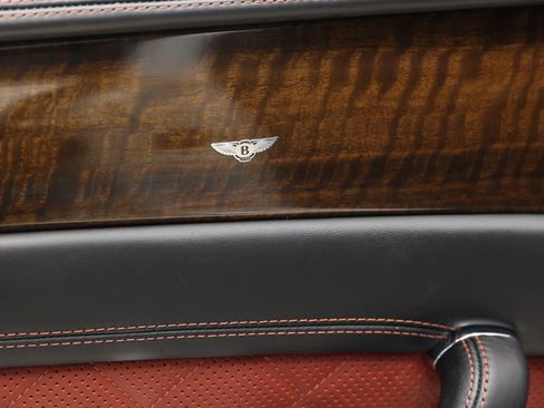 Used 2017 Bentley Flying Spur S V8 AWD/4WD image 13