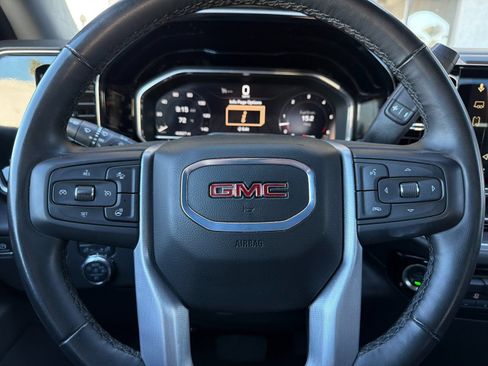Used 2025 GMC Sierra 1500 SLT RWD image 22