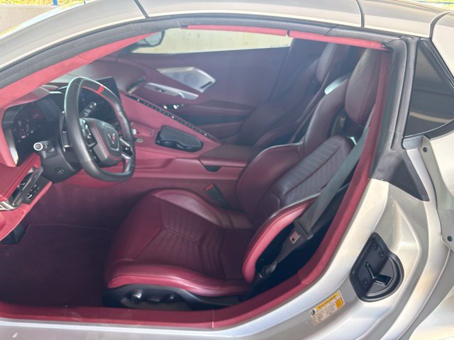 Used 2021 Chevrolet Corvette Stingray Premium Conv w/ Z51 Performance Package RWD image 2