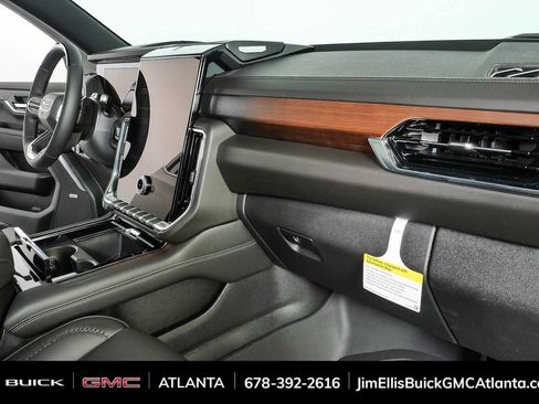 New 2026 GMC Yukon Denali w/ Advanced Technology Package AWD/4WD image 25